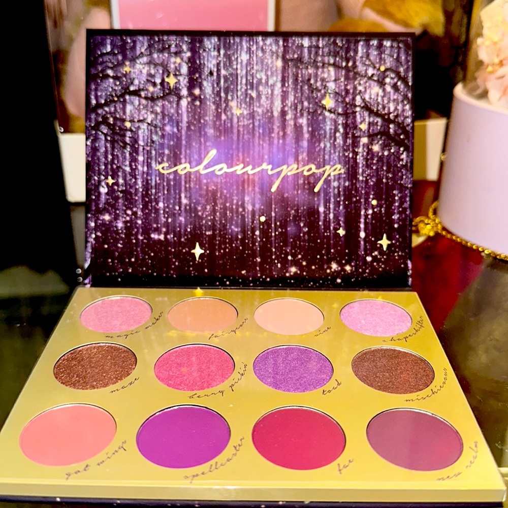 Brand New Vibrant colors eyeshadow